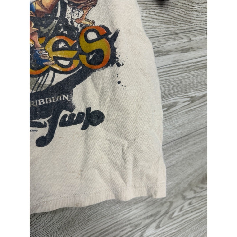 Vintage Y2K Disney Pirates of the Caribbean Kids T Shirt Size 7/8 (Stains) - Picture 15 of 15